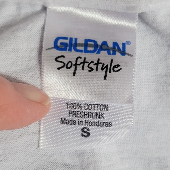 Selena Gomez music band tee - Picture 5 of 5